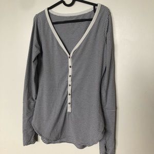 Lululemon Awesoma Henley Button Up Longsleeve